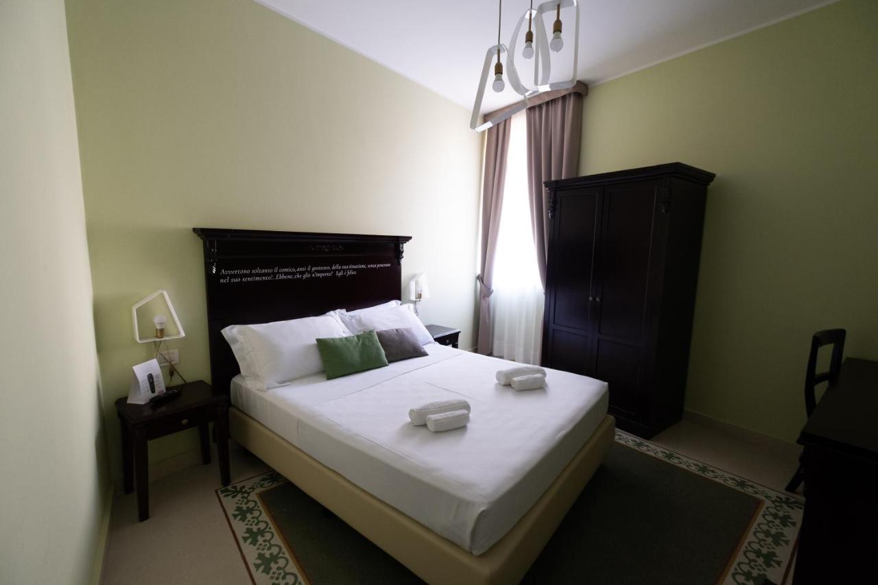 Hotel Borgo Di Ciaula Санта Флавия Екстериор снимка